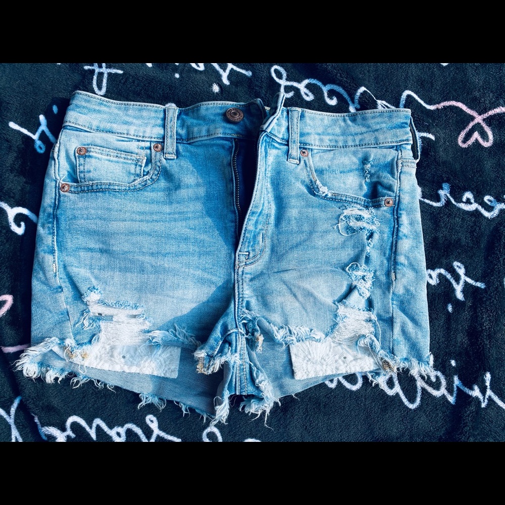 American eagle distressed shorts